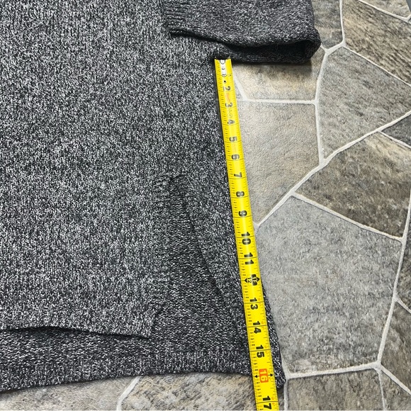 Vernacular Side Split High Low Hem Sweater - Picture 11 of 12